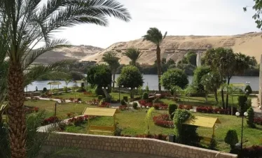 Aswan Botanical Garden & Felucca tour