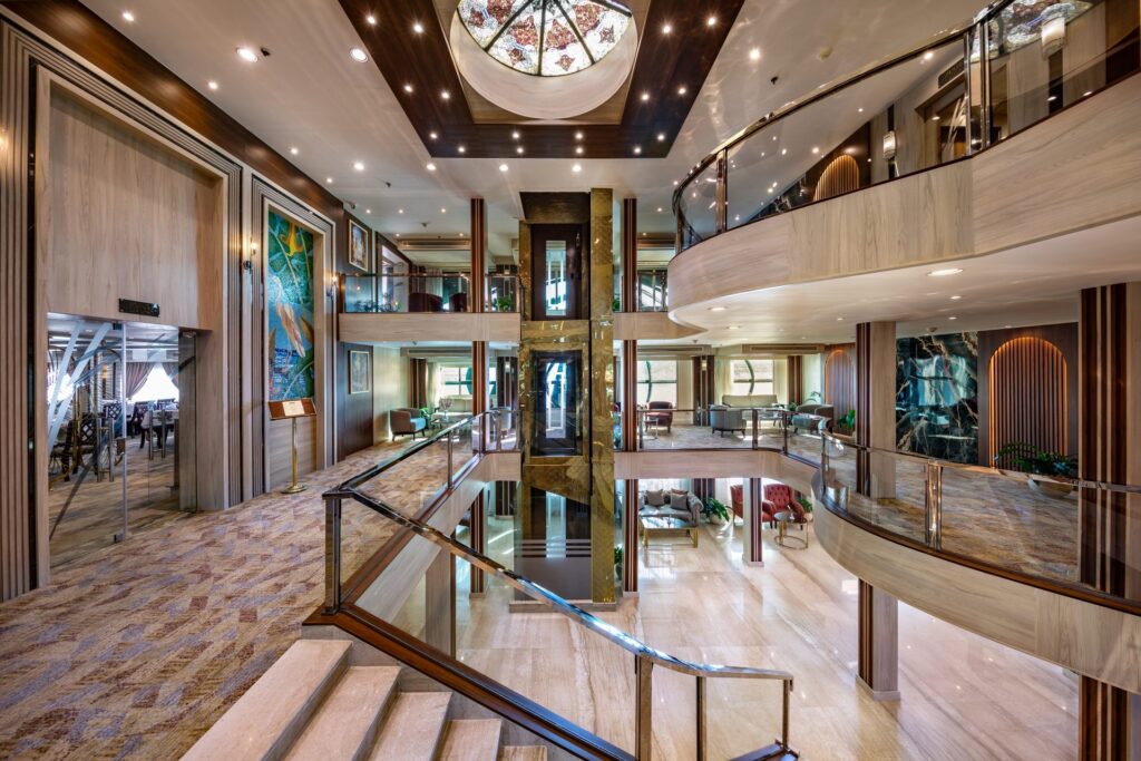 Chateau-Lafayette-Cruise