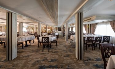 Chateau-Lafayette-Cruise