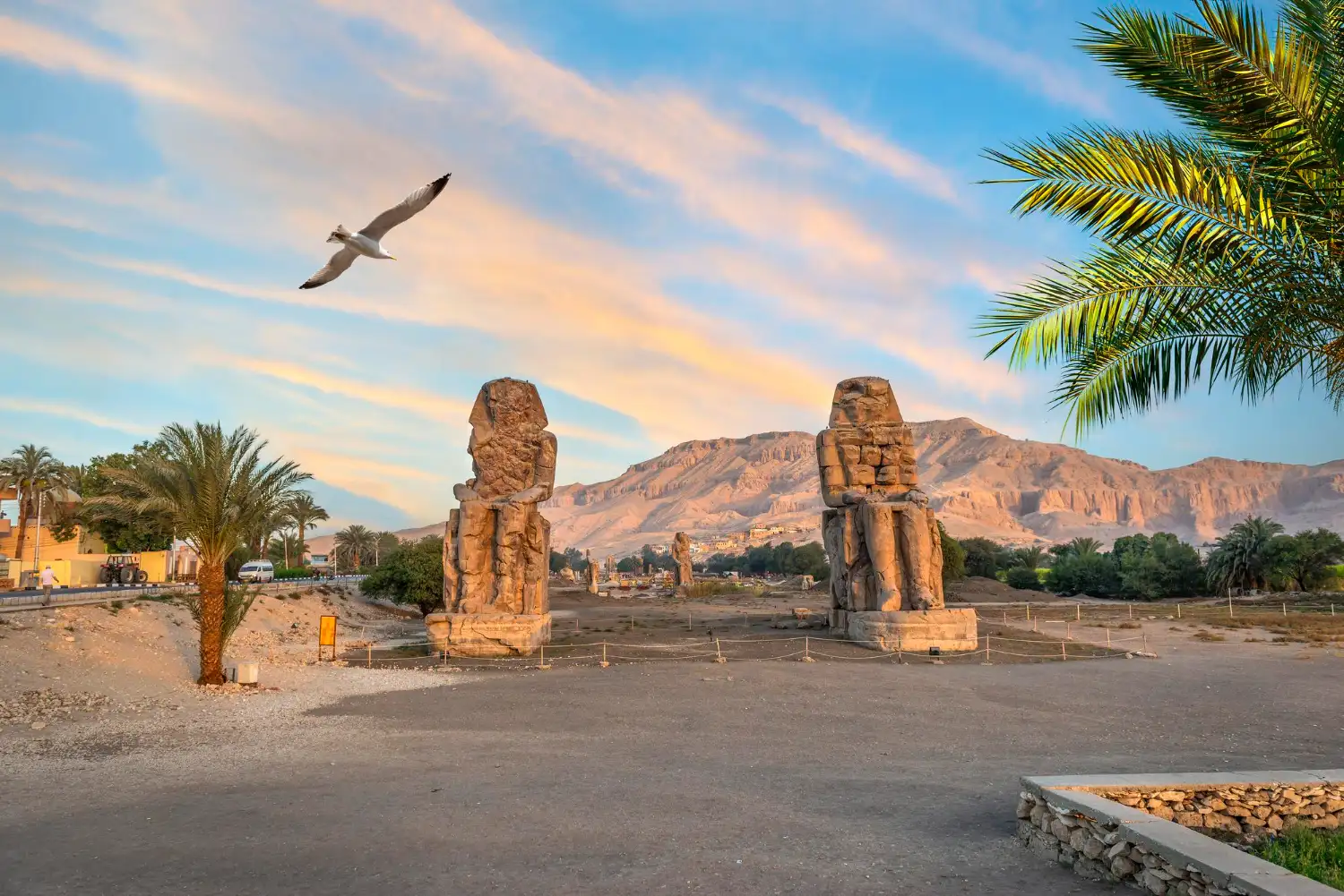 Luxor in Luxury: Explore Hidden History- Memnon temple